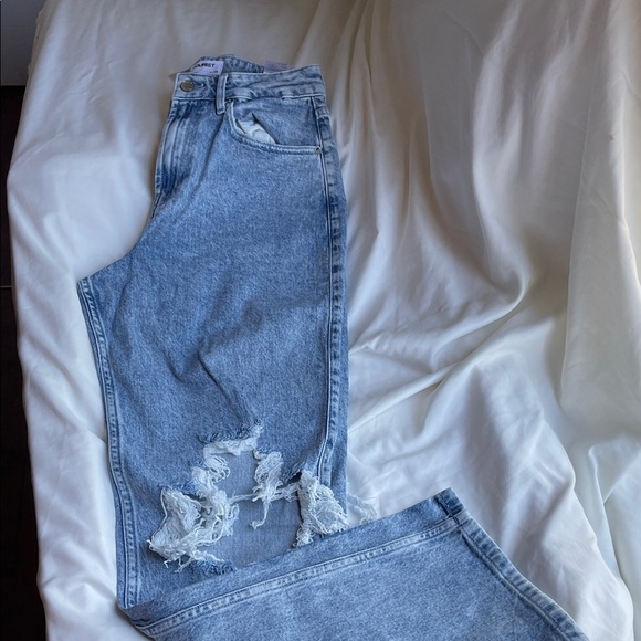 Social Tourist Women's Distressed Blue Jeans - Picture 10 of 12